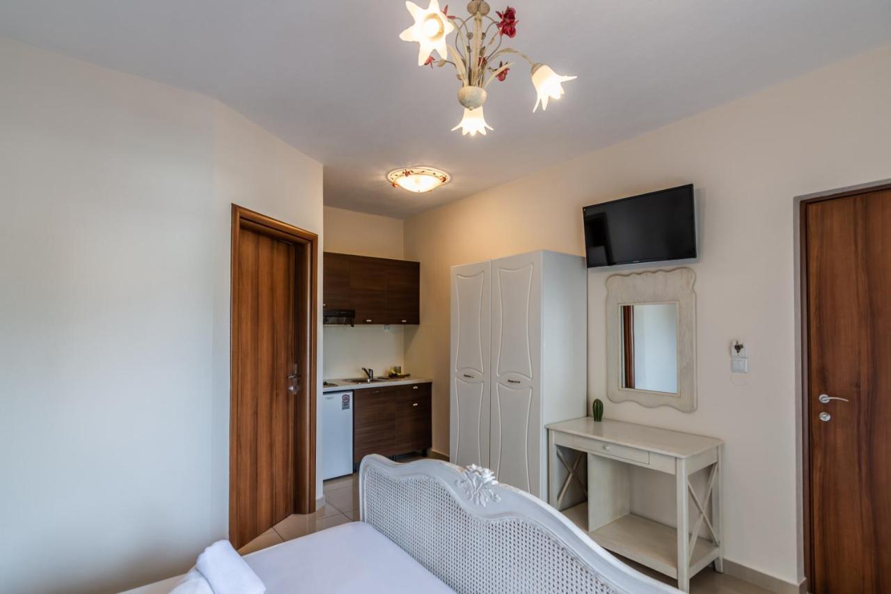 Alexa'S Sunny Days Aparthotel Limenaria  Luaran gambar